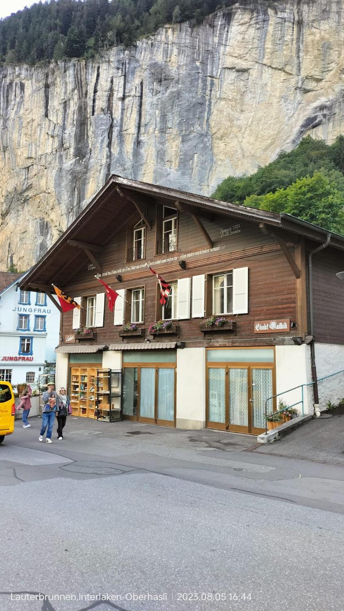 Chalet Maithili Lauterbrunnen -152-Year-Old Majestic Chalet Buitenkant foto